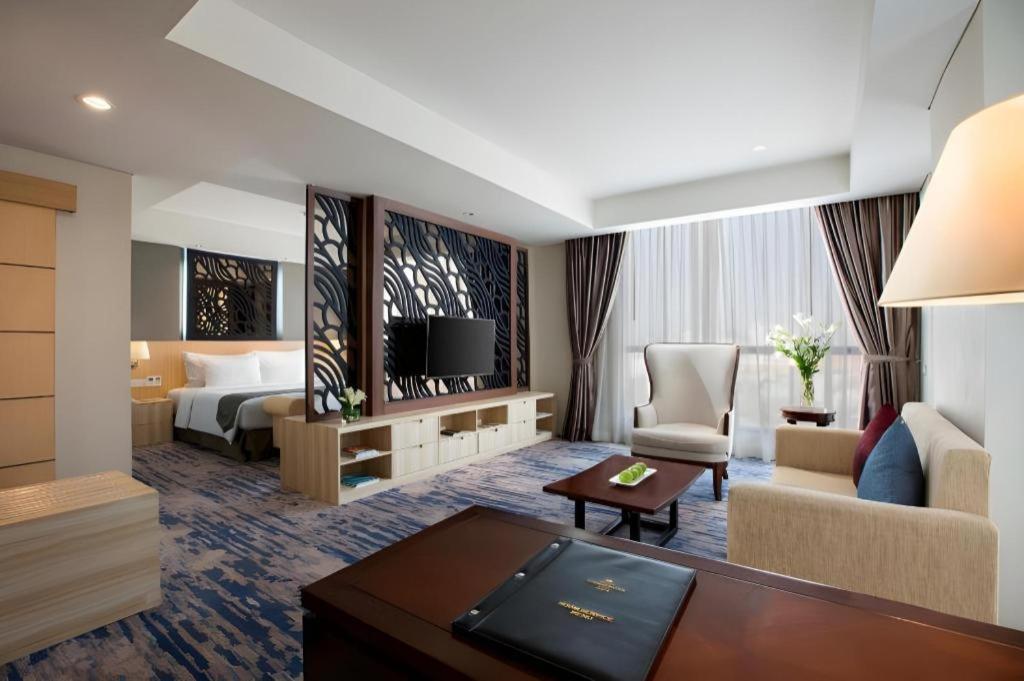 Hotel Grandhika Pemuda Semarang Exteriér fotografie