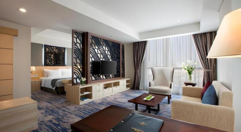 Hotel Grandhika Pemuda Semarang Exteriér fotografie