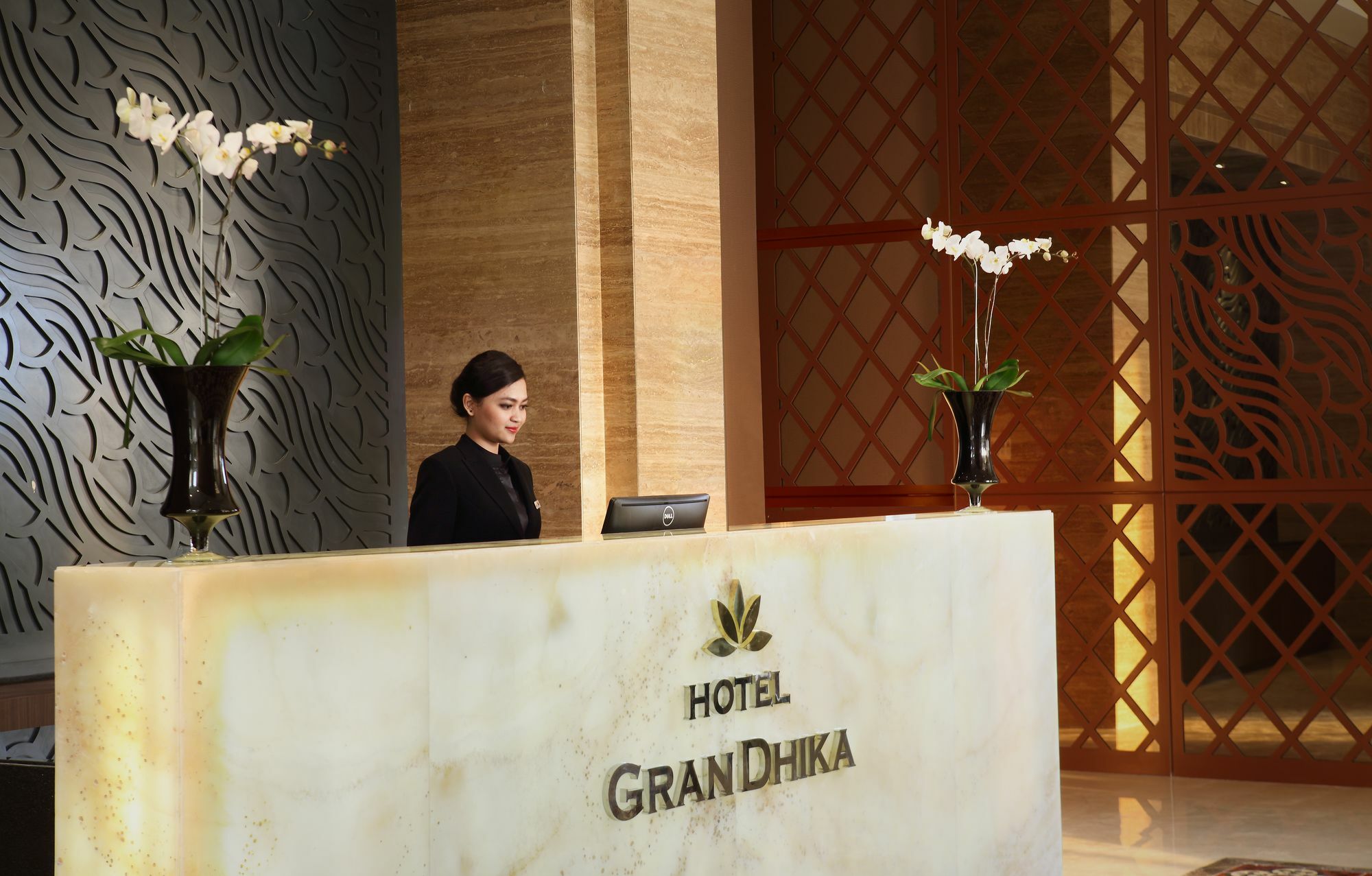 Hotel Grandhika Pemuda Semarang Exteriér fotografie